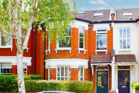38 Outram Road, London, N22 7AF