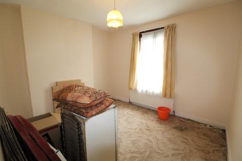 66 Nova Road, Croydon, CR0 2TL