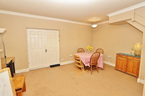 44 Mount Pleasant Road, Romford, RM5 3YL