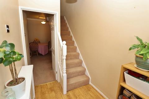 44 Mount Pleasant Road, Romford, RM5 3YL