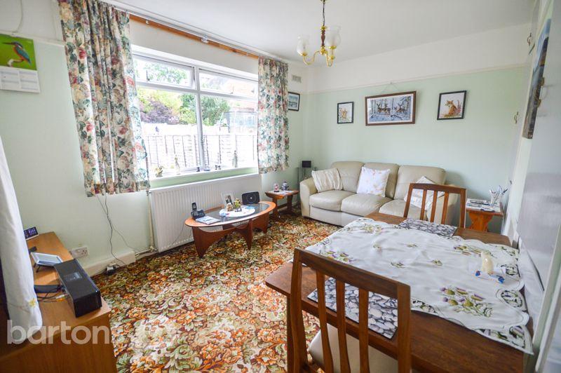 Broom Valley Road, Rotherham 3 bed semidetached house £140,000