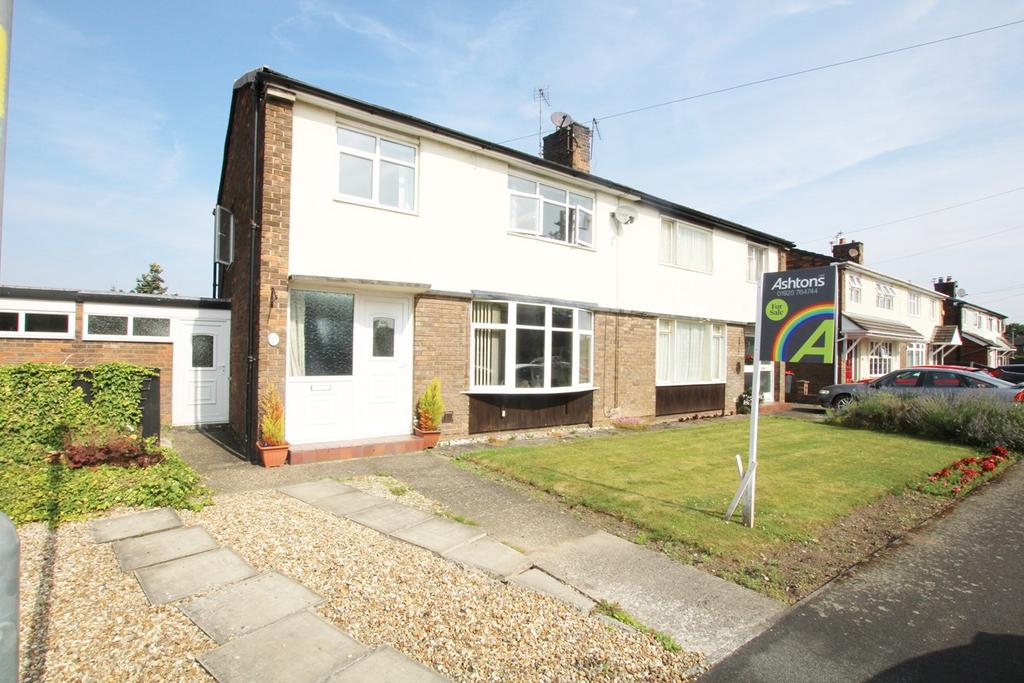 Howard Road, Culcheth, Warrington, WA3 3 bed semidetached house £250,000
