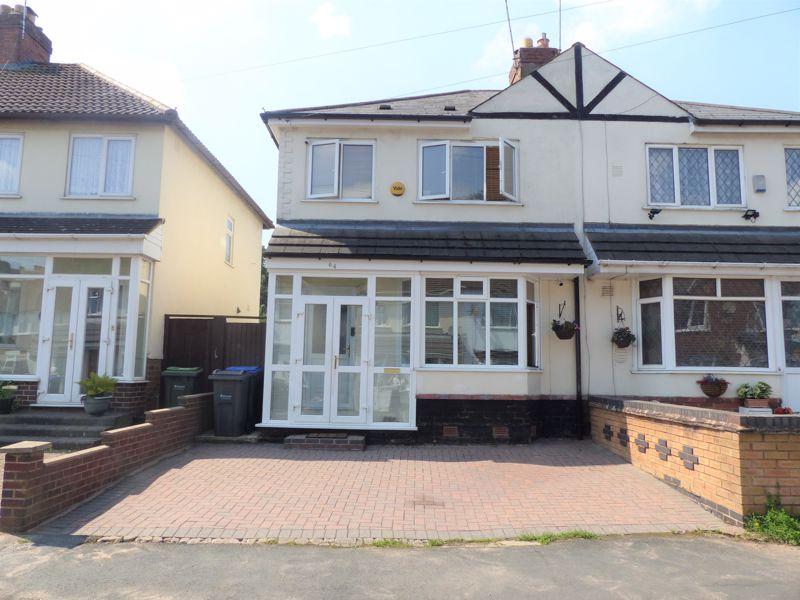 Merrions Close, Great Barr, Birmingham, B43 7AT 3 bed semidetached