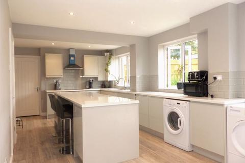 245 Springfield Road, Sutton Coldfield, B75 7JN