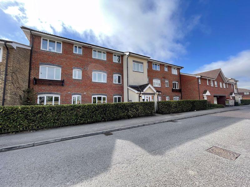 Kiln Way, Dunstable 2 bed apartment £175,000