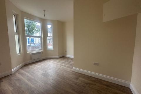 undefined, Saxon Road, Southall, UB1