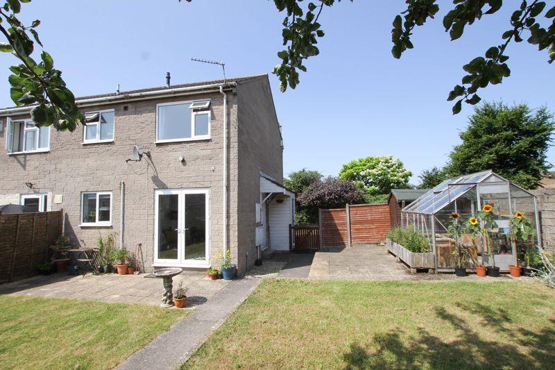 Bryant Gardens, Clevedon 1 bed terraced house £695 pcm (£160 pw)
