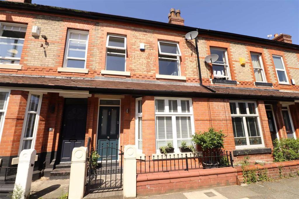 Kingshill Road, Chorlton Green... 2 bed terraced house £385,000