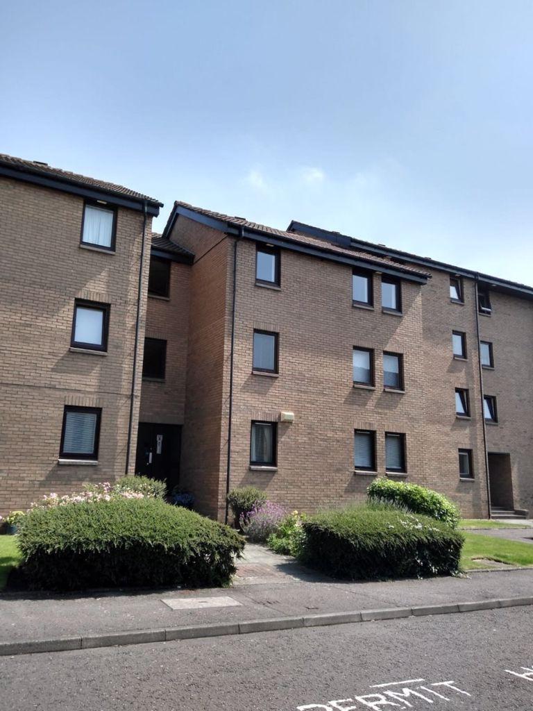 BOAT GREEN, Edinburgh 2 bed flat £800 pcm (£185 pw)