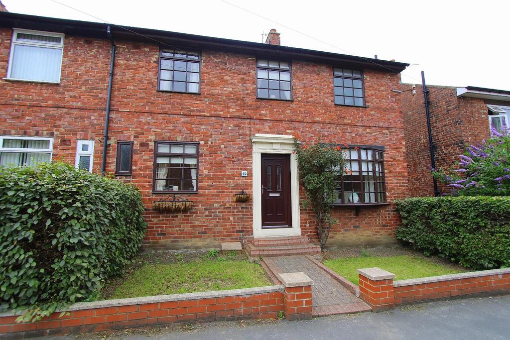 Bradford Crescent, Gilesgate, Durham 3 bed semidetached house £129,950