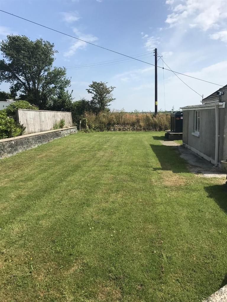 Bev Garden side 2.jpg