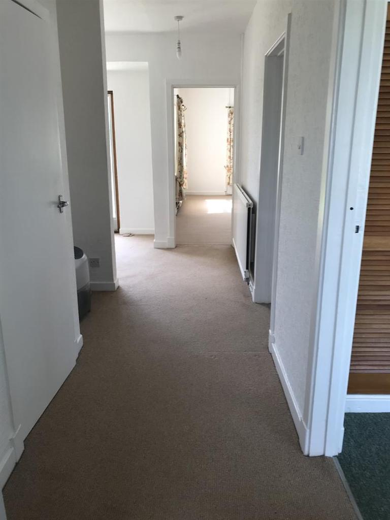 Bev hallway 1.jpg