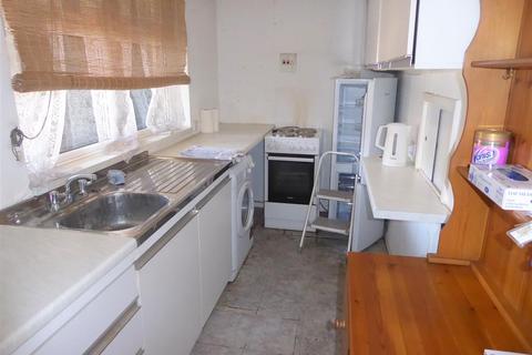 40 Harris Close, Hounslow, TW3 4JU