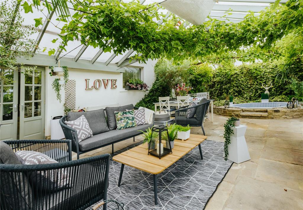 Garden Room