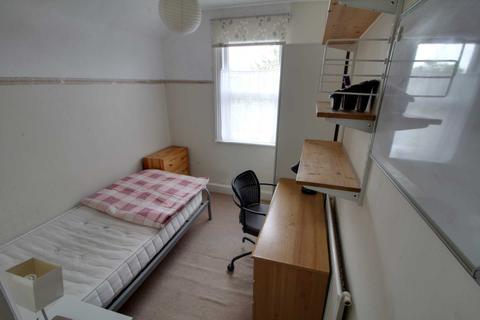 29 Amherst Road, Reading, RG6 1NU