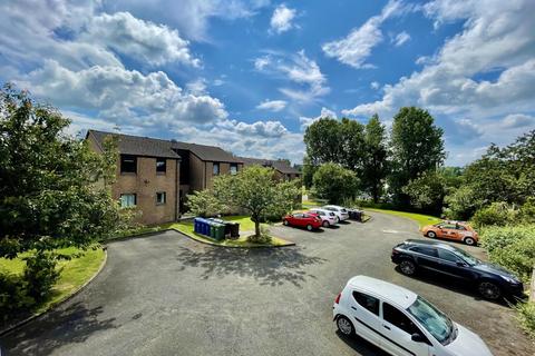 1/2, 1 Kildale Road, Lochwinnoch, PA12 4DF