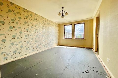 1/2, 1 Kildale Road, Lochwinnoch, PA12 4DF