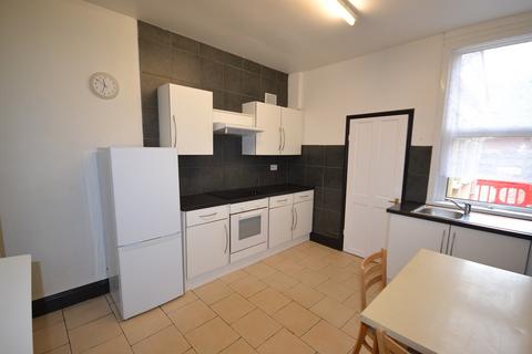 2 bedroom terraced house to rent - Highfield Road, Stoke CV2 4GT