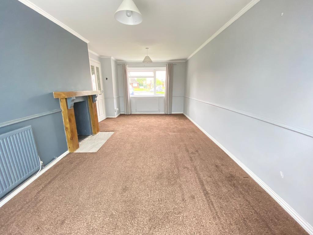 Broom Avenue, Pilsley, Chesterfield, Derbyshire 2 bed semidetached