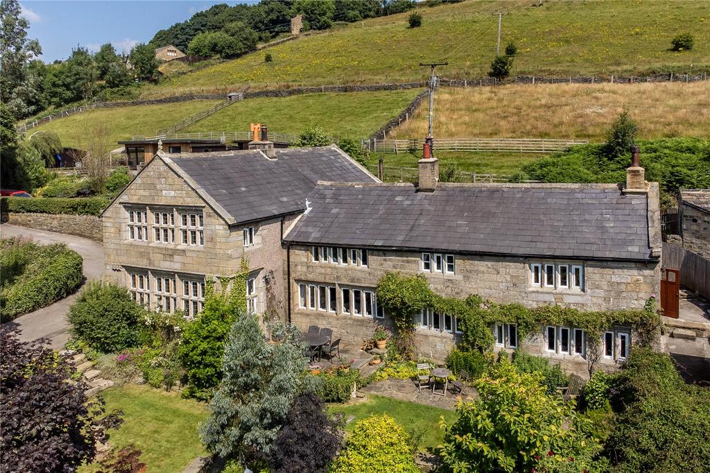 Raw Lane, Mytholmroyd, Hebden Bridge, HX7 4 bed equestrian property for