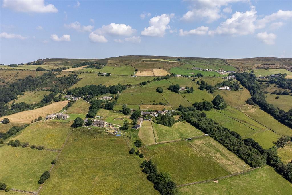 Raw Lane, Mytholmroyd, Hebden Bridge, HX7 4 bed detached house for sale