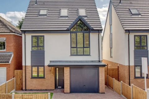 116 Clark Road, Wolverhampton, WV3 9PD