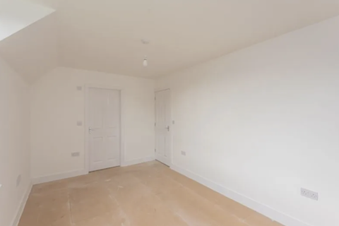 116 Clark Road, Wolverhampton, WV3 9PD