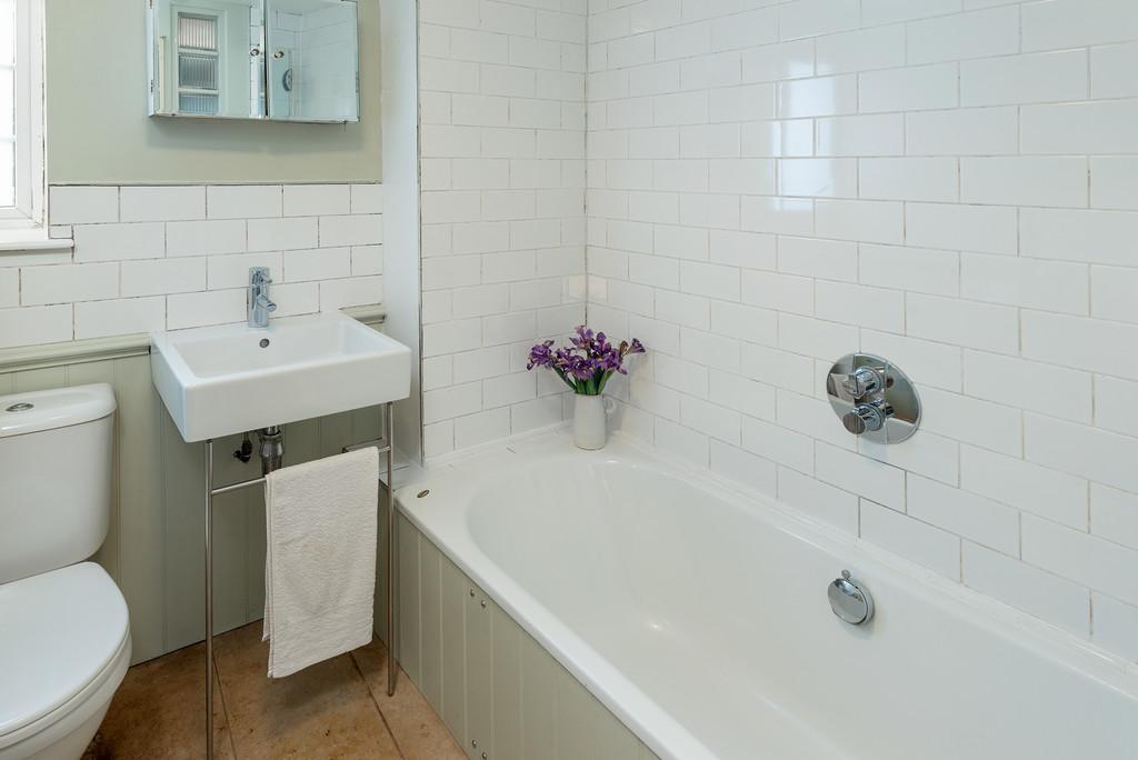 Monks Rest Cottage Bathroom