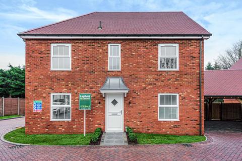 3 bedroom detached house for sale, Charing Hill, Charing