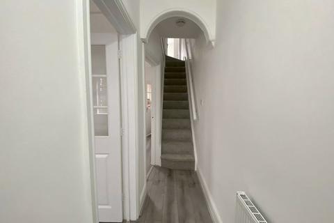 106 Limbury Road, Luton, LU3 2PL