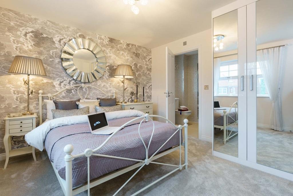 Mornings are made easier with 3 en suite bedrooms