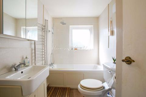 1 Orchard Place, Cardiff, CF11 9DY