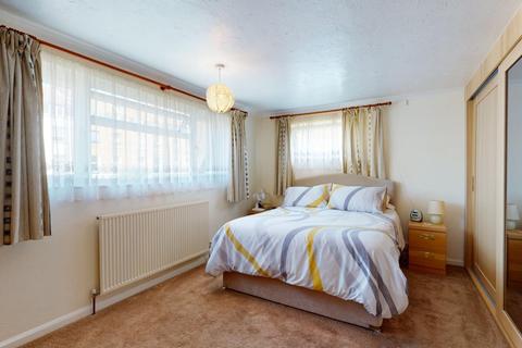 23 Avenue Road, Herne Bay, CT6 8TB