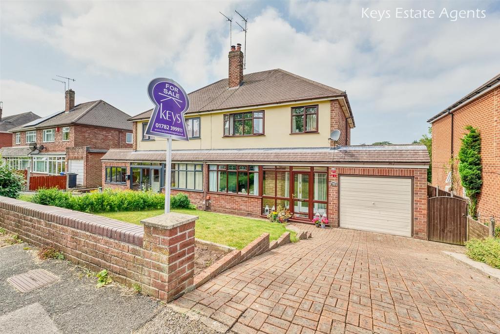 Seabridge Road, Newcastle 3 bed semidetached house £250,000