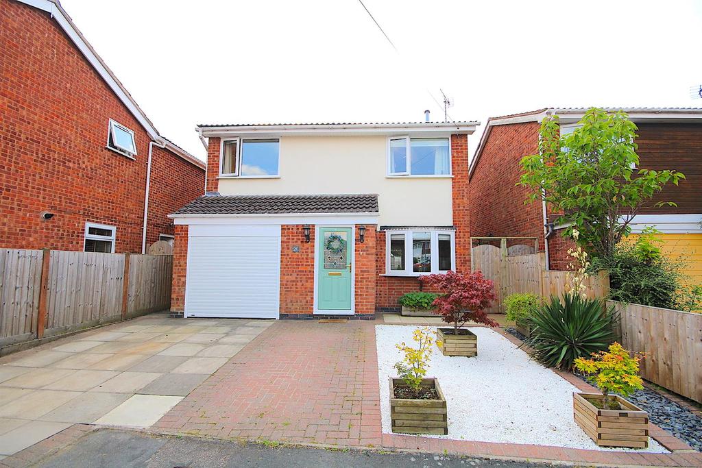 Roundhill Close, Syston 3 bed detached house £330,000