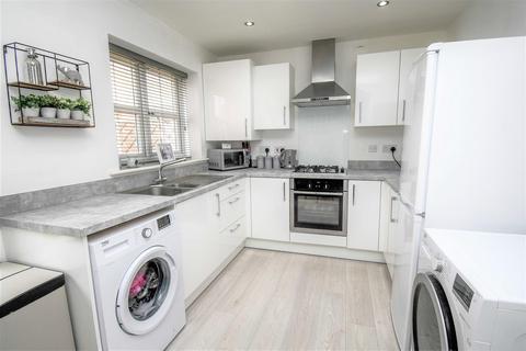 1 Furlong Drive, Kingswood, Hull, HU7 3FL