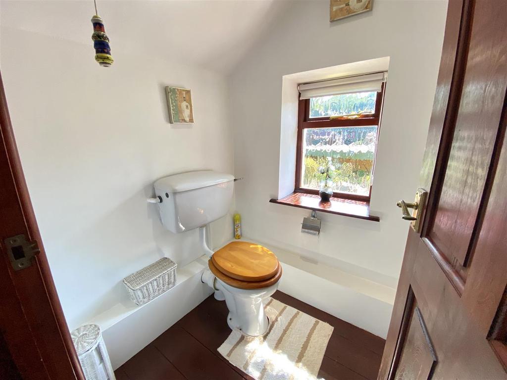 Separate wc
