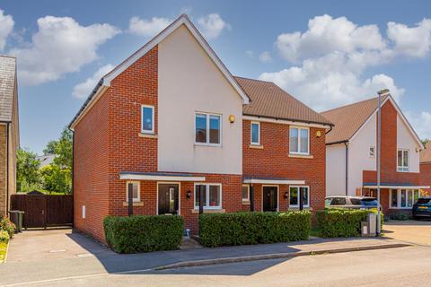 79 Parkview Way, Epsom, KT19 8FA