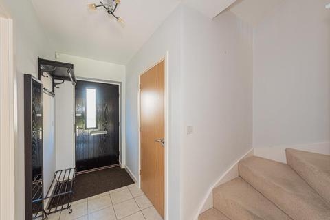 79 Parkview Way, Epsom, KT19 8FA