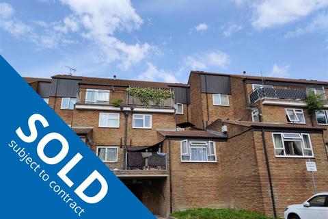 23 Ebbsfleet Walk, Northfleet, Gravesend, DA11 9EN