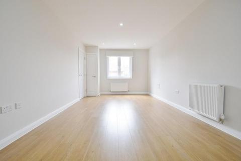 1 bedroom apartment to rent, Chalvey Road East, Slough, Berkshire, SL1
