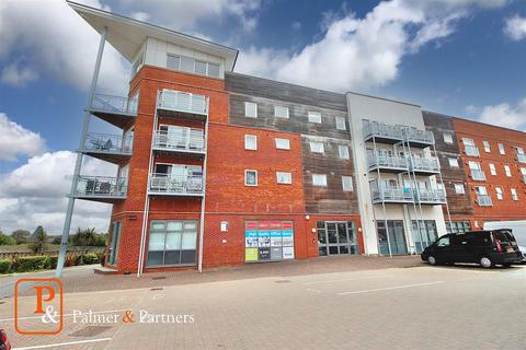 70 Compair Crescent, Ipswich, IP2 0EH