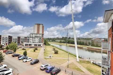 70 Compair Crescent, Ipswich, IP2 0EH