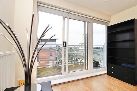70 Compair Crescent, Ipswich, IP2 0EH