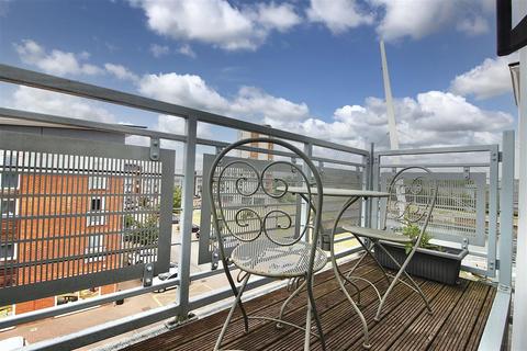 70 Compair Crescent, Ipswich, IP2 0EH