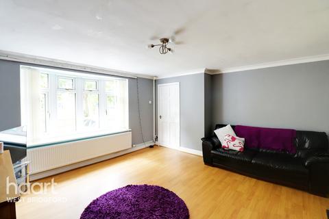 45 Glapton Lane, Clifton, Nottingham, NG11 8ED