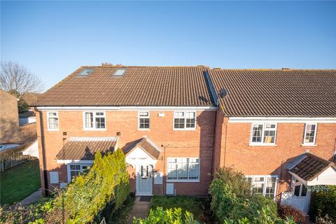 69 Watling View, St Albans, AL1 2NT