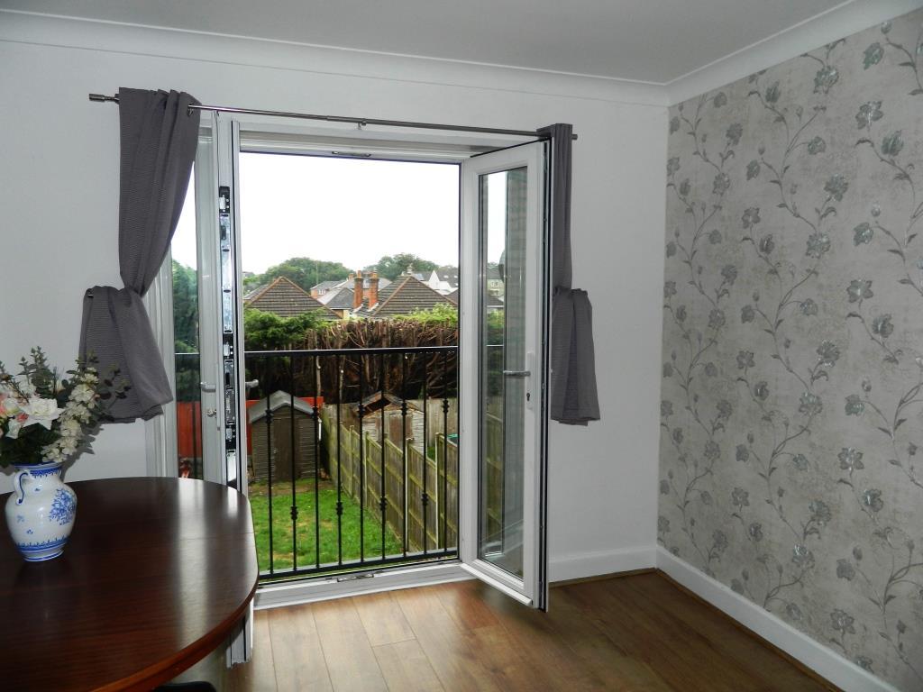 Cranbrook Road, Parkstone, Poole 3 bed detached house £1,550 pcm (£