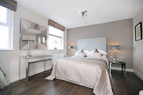 3 bedroom apartment to rent, Boydell Court, St John's Wood Park, St Johns Wood, London, NW8