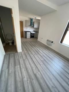 Studio to rent, FLAT C, 126 DREWRY LANE, DERBY